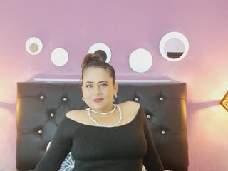 Chat de vídeo erótico KathiaHunt