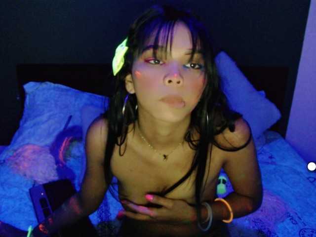 Fotos Kathleen show neon #feet #ass #squirt #lush #anal #nailon #teenagers #+18 #bdsm #Anal Games#cum,#latina,#masturbation #oil, ,#Sex with dildo. #young #deep Throat #cam2cam #anal #submissive#costume#new #Game with dildo.