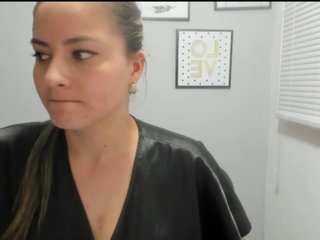Capturas de tela de transmissão katiiePaw