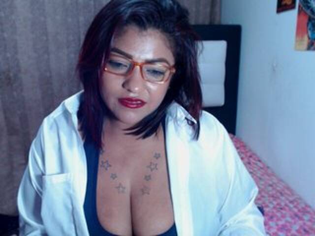 Capturas de tela de transmissão KATIUSKA29