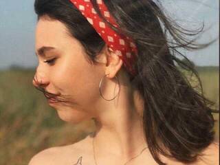 Chat de vídeo erótico KatrinaAmir