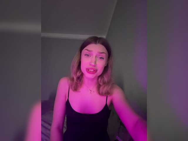 Capturas de tela de transmissão KatyDaysie