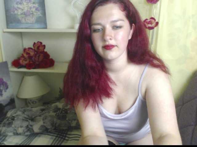 Capturas de tela de transmissão KatyJoss