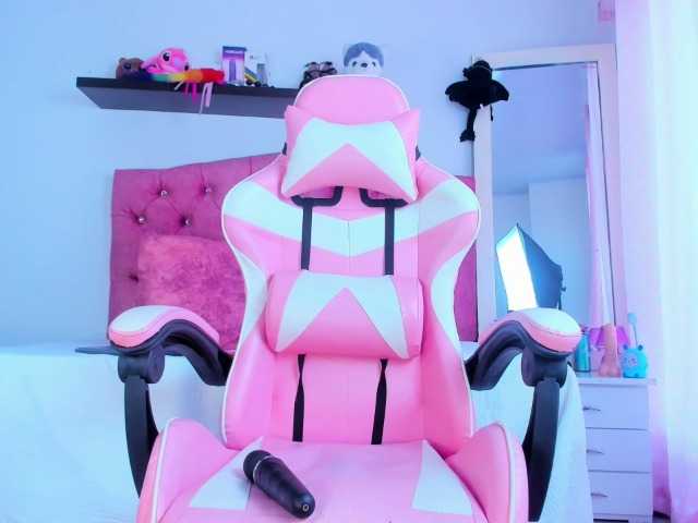 Capturas de tela de transmissão KeidyWilliams