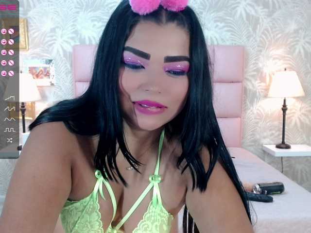 Capturas de tela de transmissão KellyBents