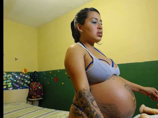 Fotos kellylatinhot pregnancy