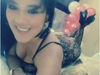 Chat de vídeo erótico kelsimonroe69