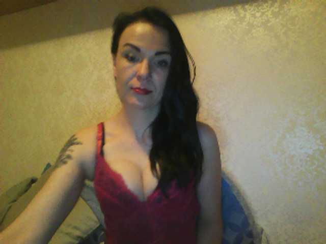 Capturas de tela de transmissão KendallLUXE