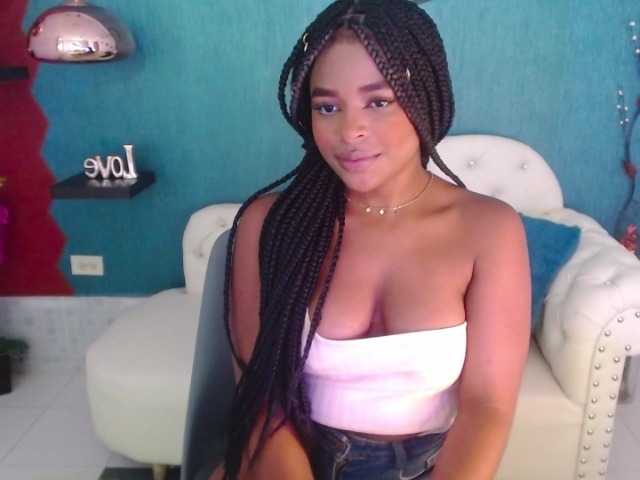 Fotos Kim-Dreamss Happy Friday, make me wet for you #ebony #wetpussy #bigass #colombian #lush GOAL: Naked+ dance (counting) 29