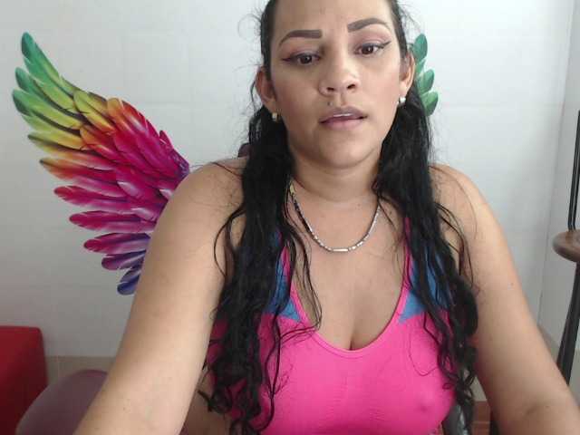 Capturas de tela de transmissão KIMBERBUSTY