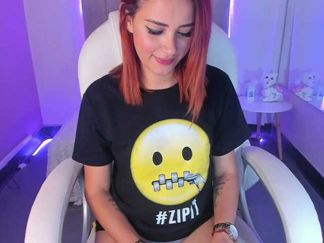 Capturas de tela de transmissão KimberlySaenz