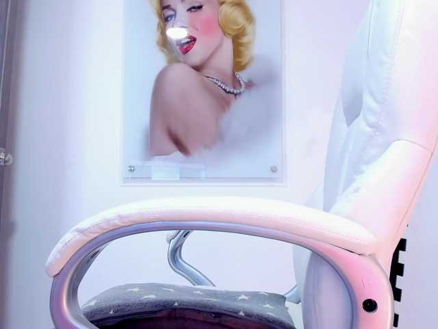 Capturas de tela de transmissão KimberlySaenz