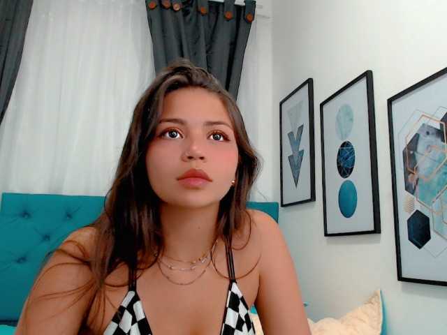 Capturas de tela de transmissão KimDevine