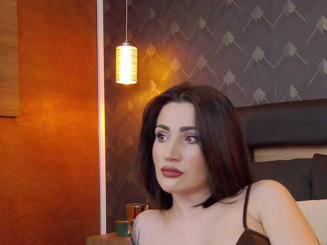 Capturas de tela de transmissão KimSkye