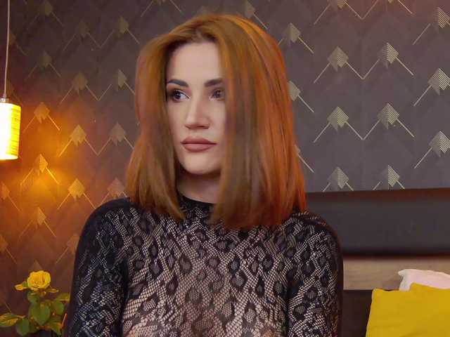 Capturas de tela de transmissão KimSkye