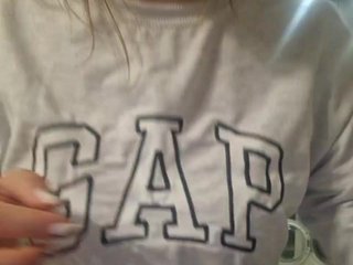 Chat de vídeo erótico Kira183