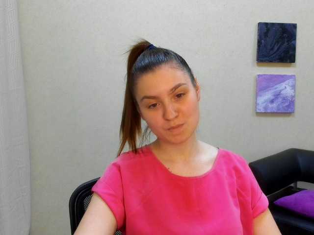 Capturas de tela de transmissão KitanaMoon