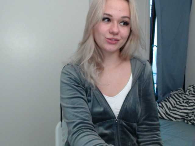 Capturas de tela de transmissão Kittenbabys