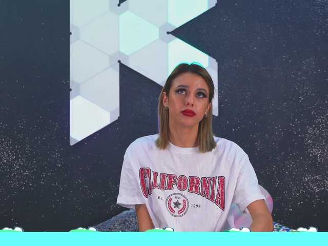 Capturas de tela de transmissão Kittygy