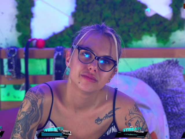 Capturas de tela de transmissão Kittygy