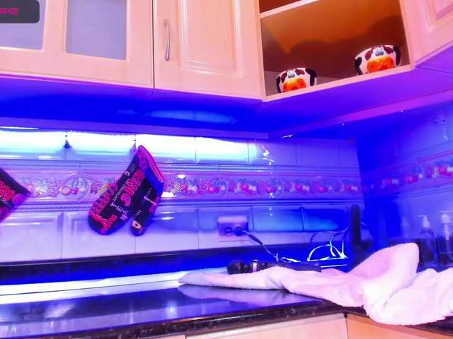 Capturas de tela de transmissão KloeAss