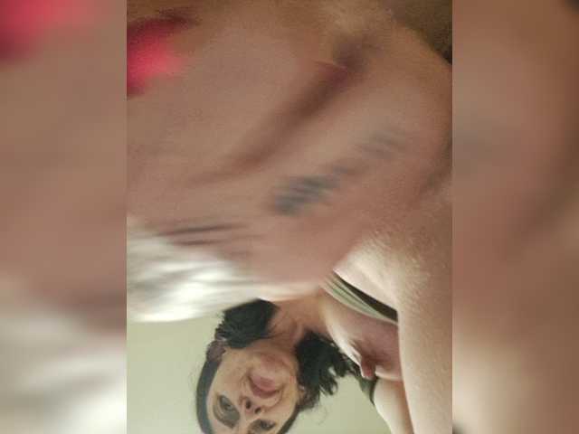 Capturas de tela de transmissão Koks69Skvirt