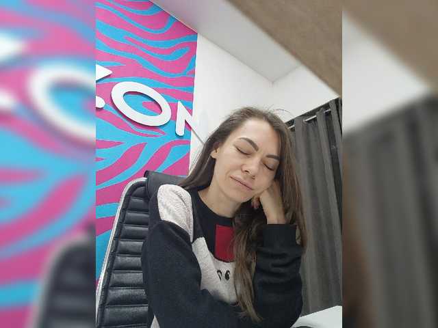 Capturas de tela de transmissão Konfeta-1