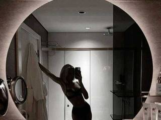 Chat de vídeo erótico Kriss-love