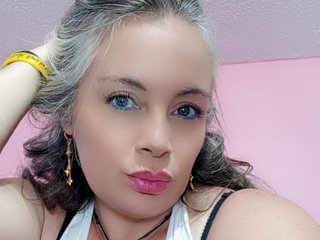 Chat de vídeo erótico kristensweet-777
