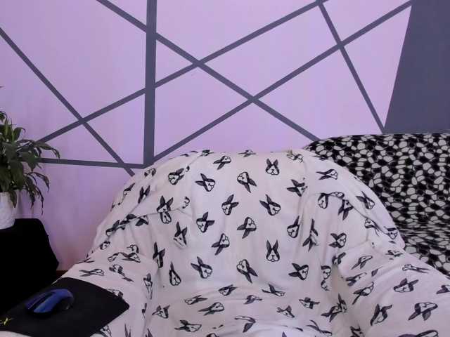 Capturas de tela de transmissão ChristaHell