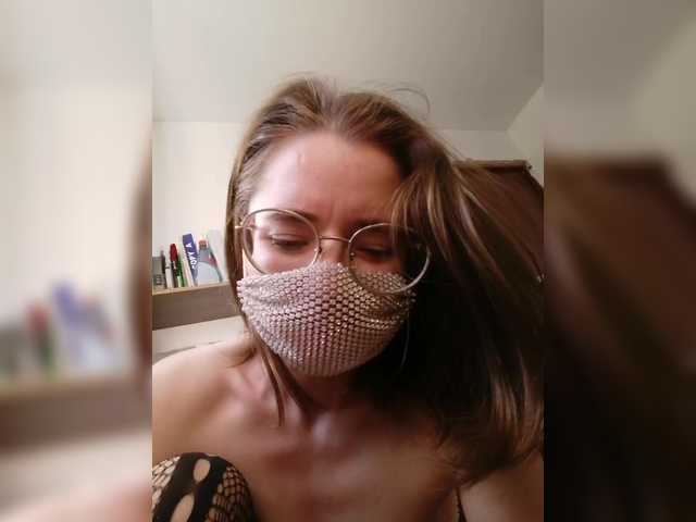 Capturas de tela de transmissão Kroshka-meow