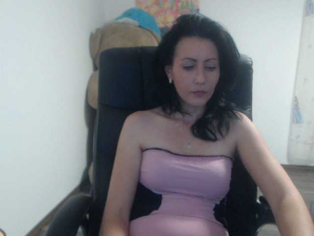 Capturas de tela de transmissão KRYSTYANAtheo