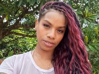 Chat de vídeo erótico kuky-curly