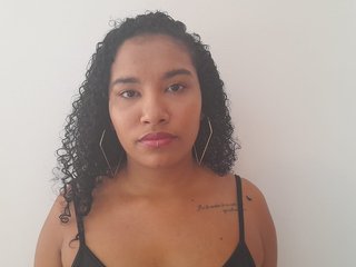 Chat de vídeo erótico KylaOwens