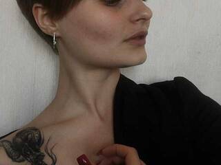 Chat de vídeo erótico KylieBertie