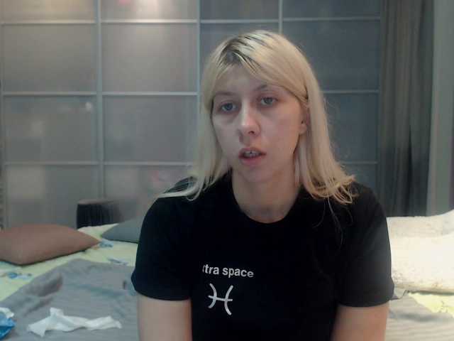 Capturas de tela de transmissão KyliePag