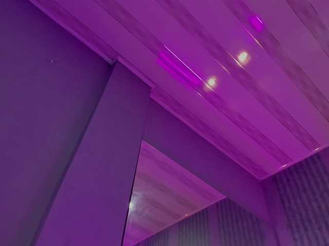 Capturas de tela de transmissão kyraa-daniels