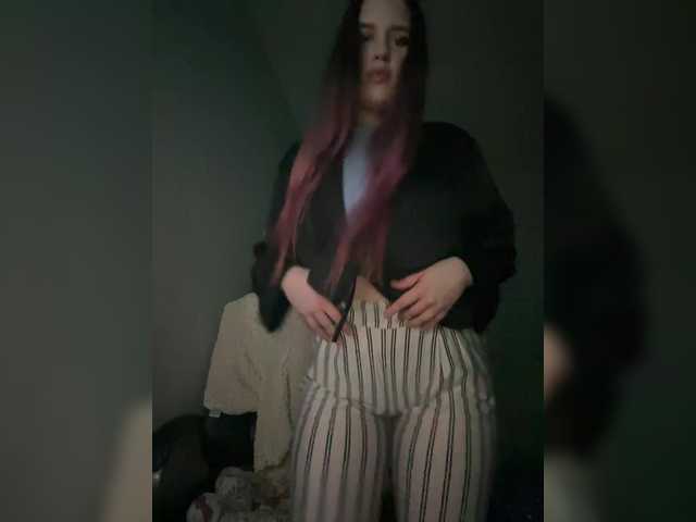 Capturas de tela de transmissão LollaDolly