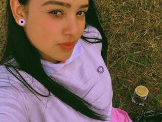 Chat de vídeo erótico lady-akame