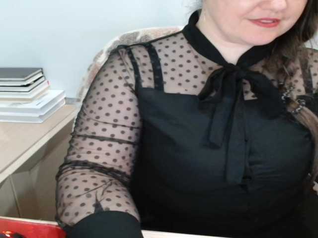 Capturas de tela de transmissão LadyJulia