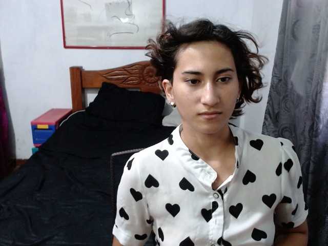 Capturas de tela de transmissão LadyMilk