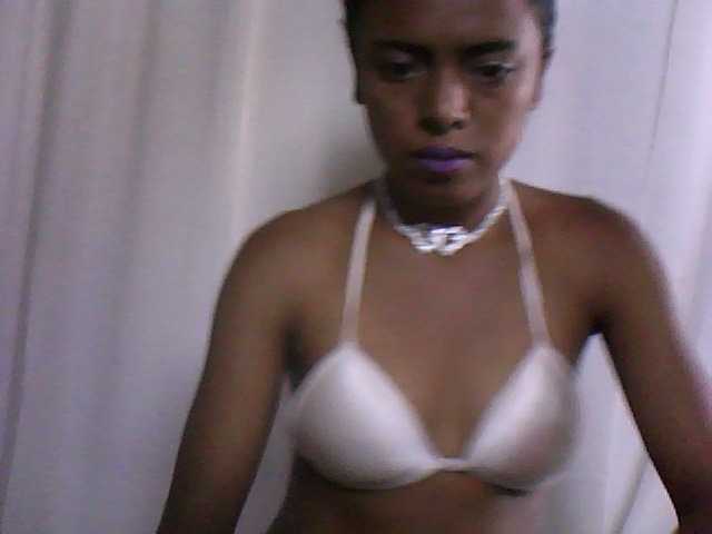 Capturas de tela de transmissão ladyyana