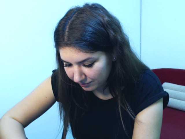 Capturas de tela de transmissão LailaLove