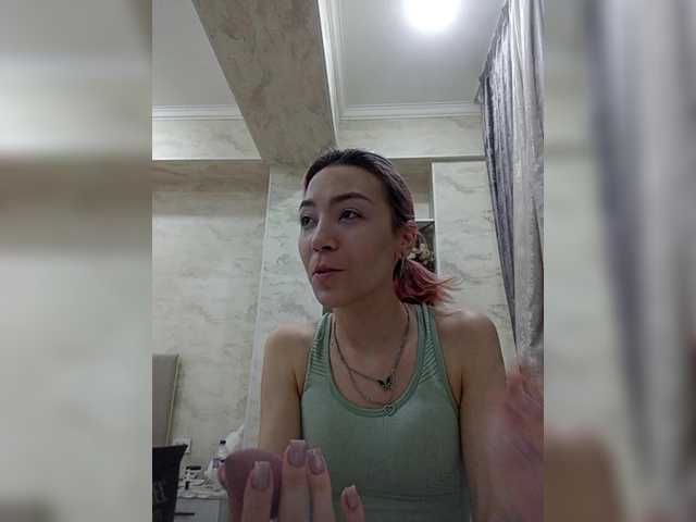 Capturas de tela de transmissão LaLuna13