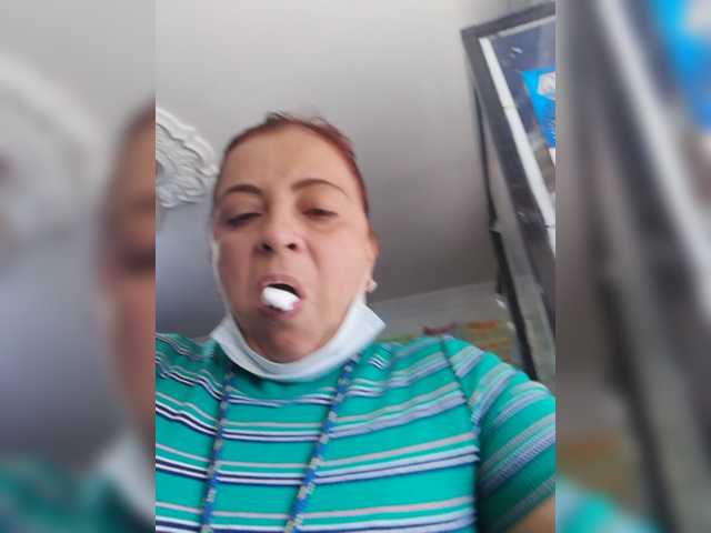 Capturas de tela de transmissão chicafresita