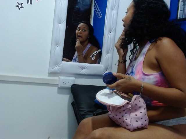 Capturas de tela de transmissão LauraByB