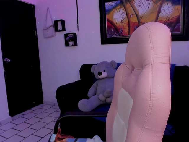 Capturas de tela de transmissão Laurahoot20