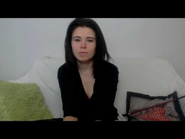 Capturas de tela de transmissão LauraHot