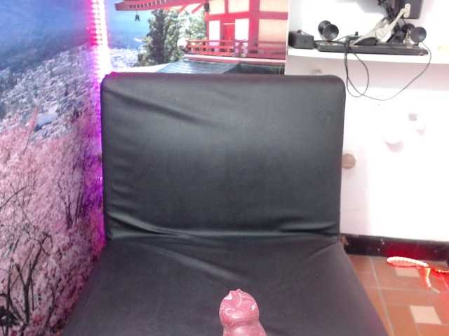 Capturas de tela de transmissão laurahottt