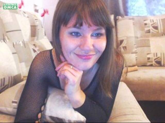 Capturas de tela de transmissão Laurellia